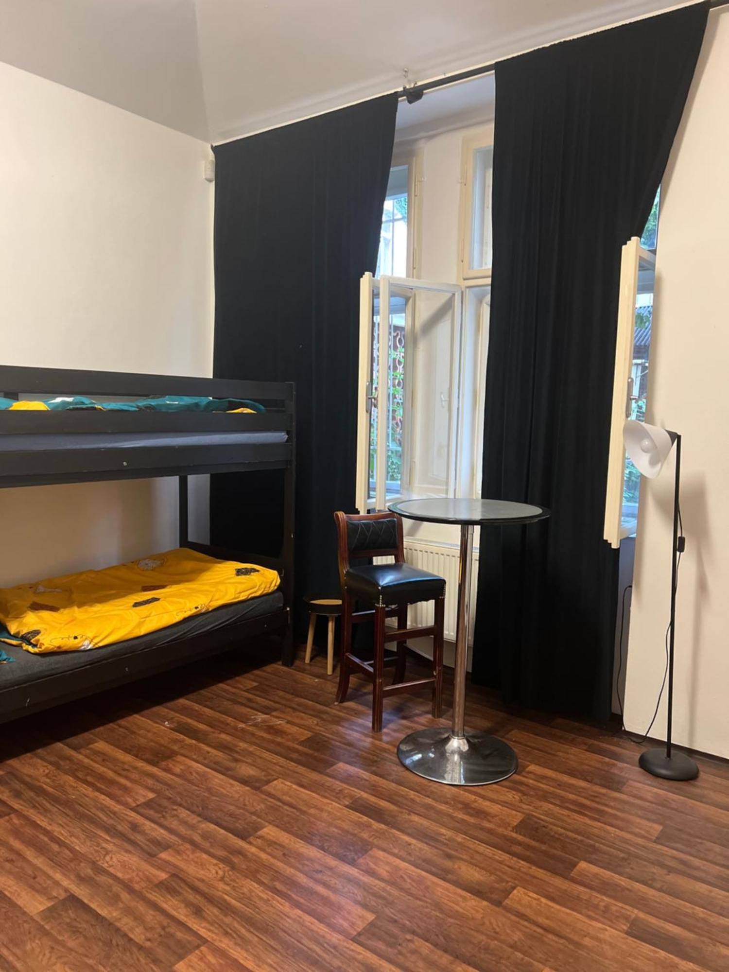 Apartment Moon Прага Экстерьер фото